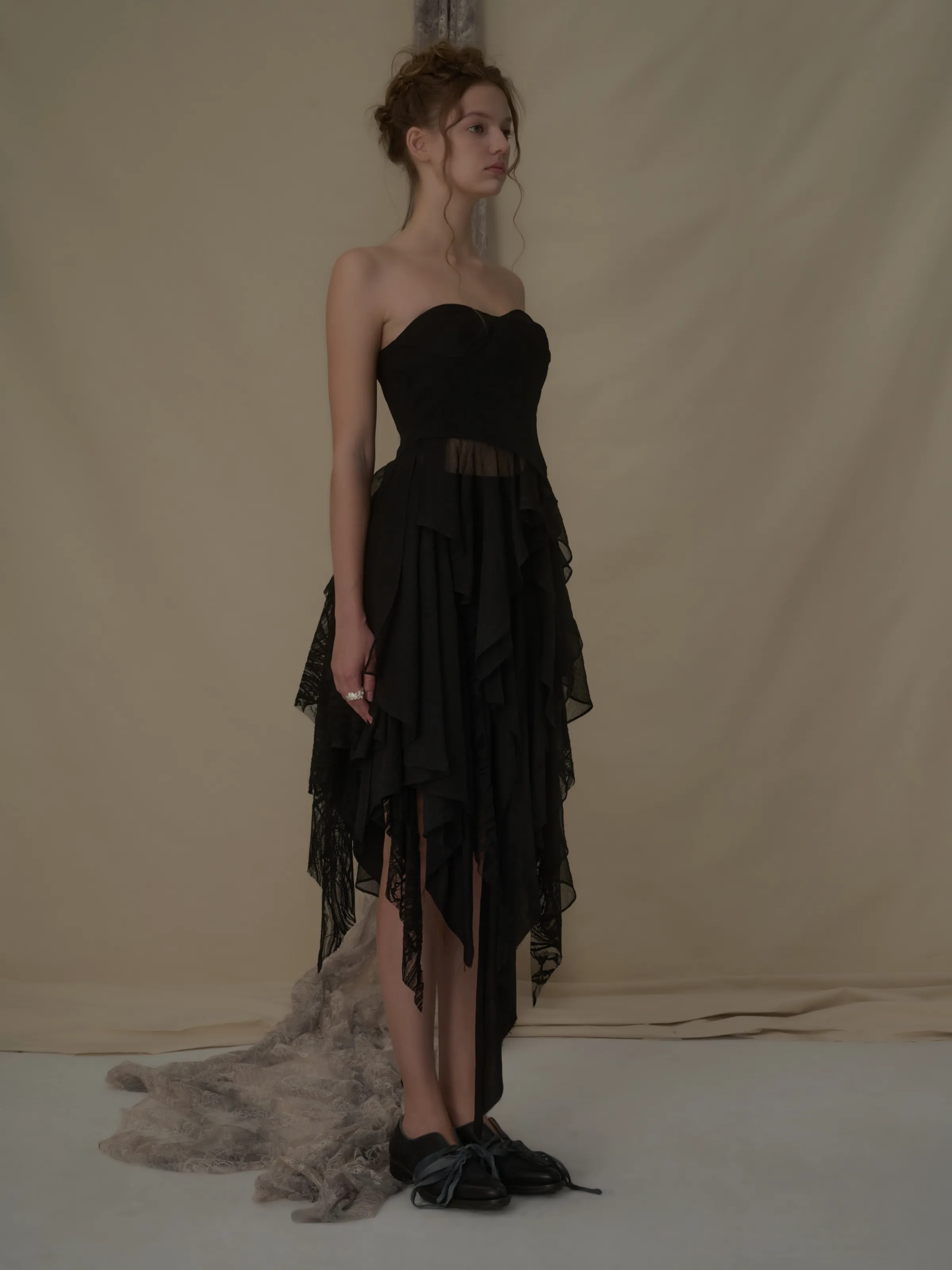 Black Folded Layer Mid-Length Skirt
