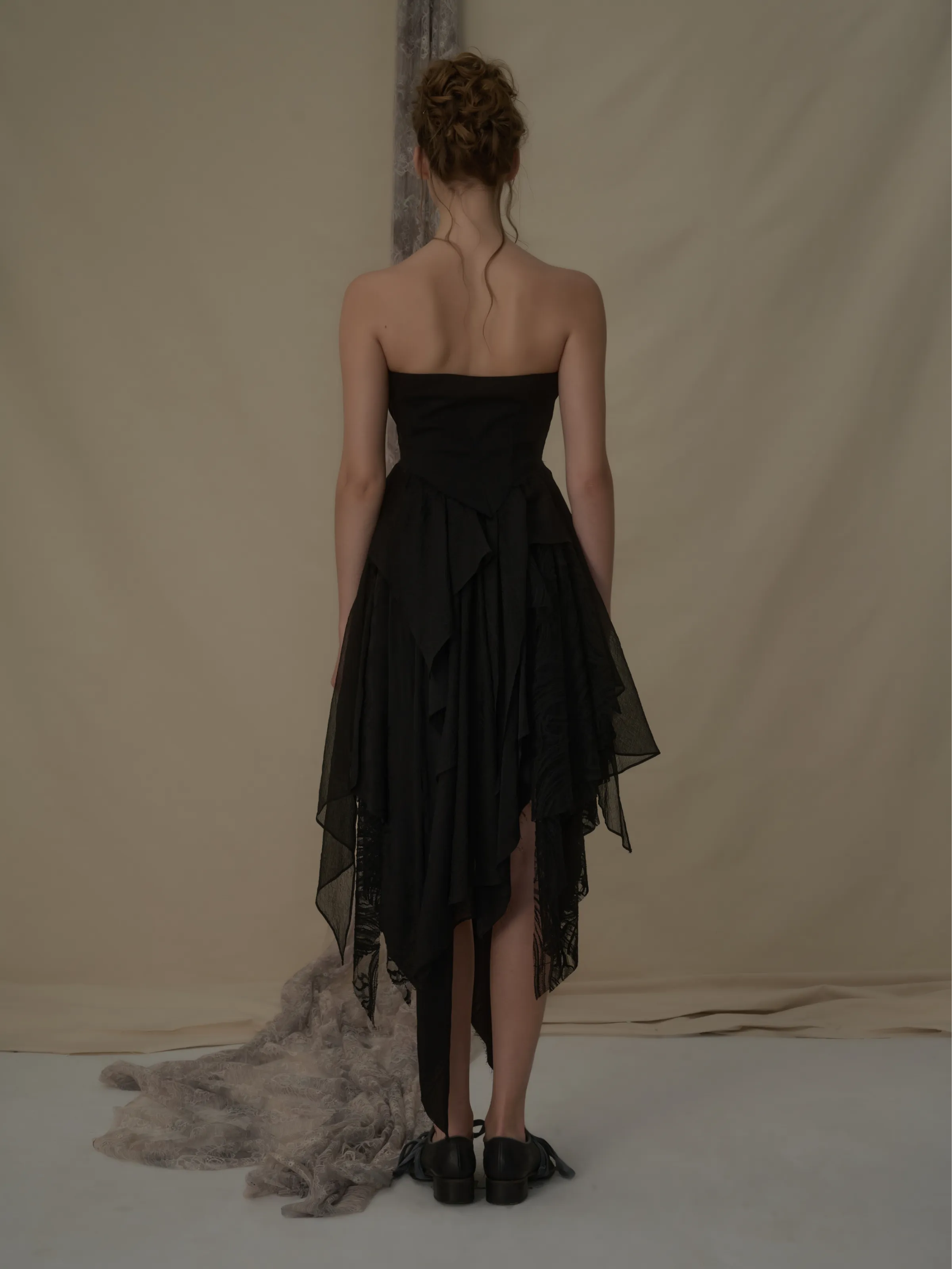 Black Folded Layer Mid-Length Skirt