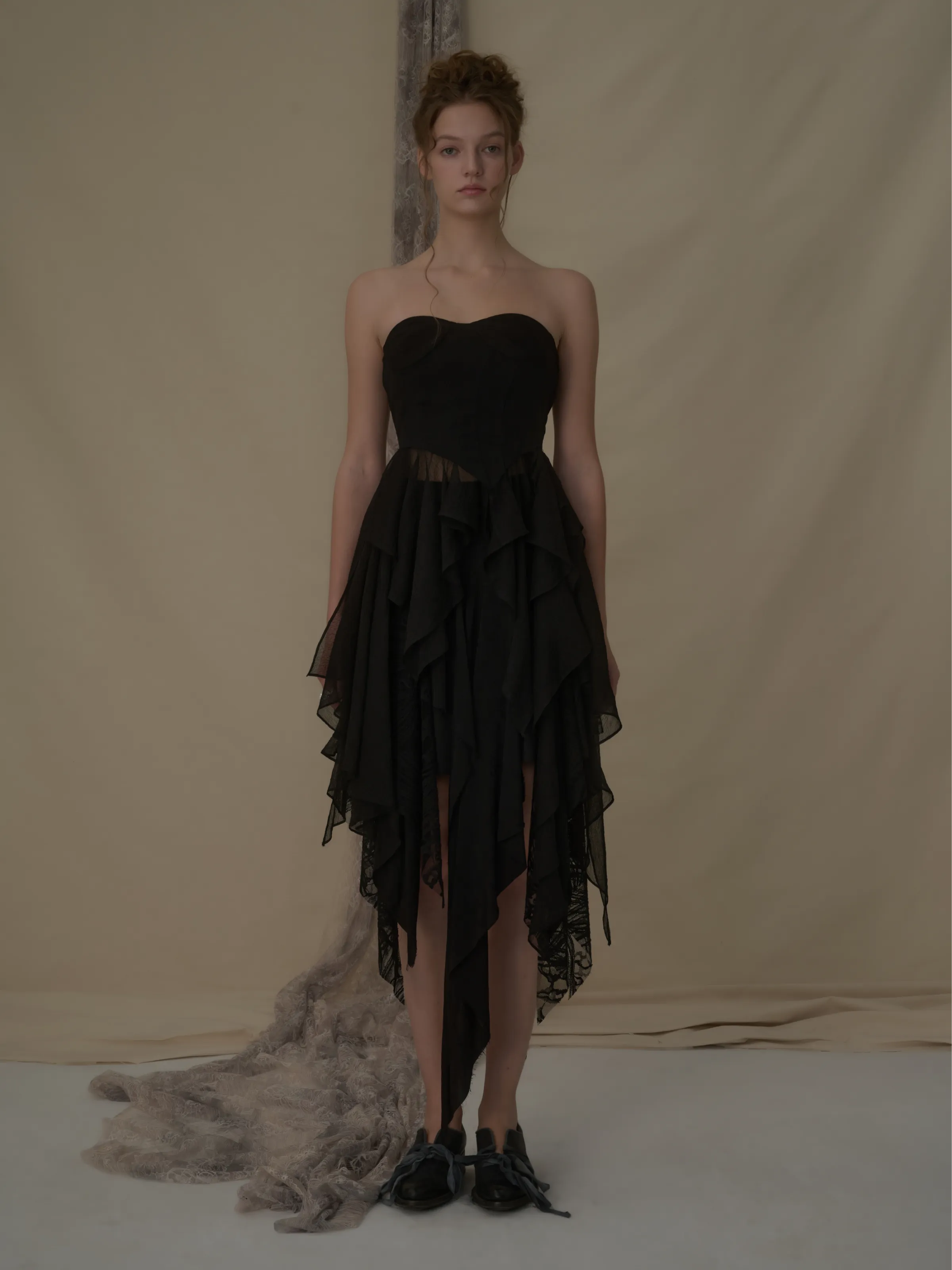 Black Folded Layer Mid-Length Skirt