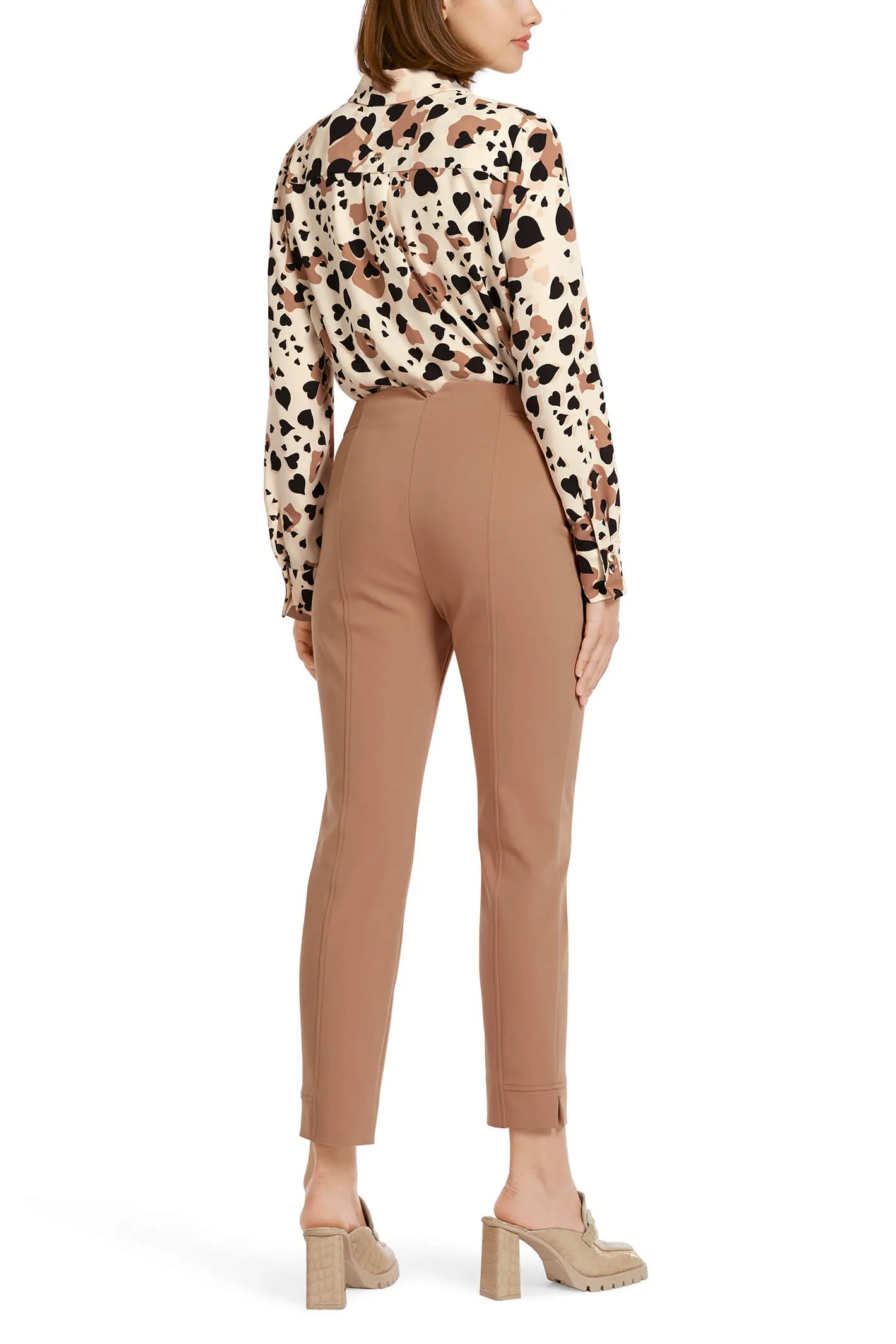 Marc Cain Collection UC 81.22 W92 Camel Cropped Trousers